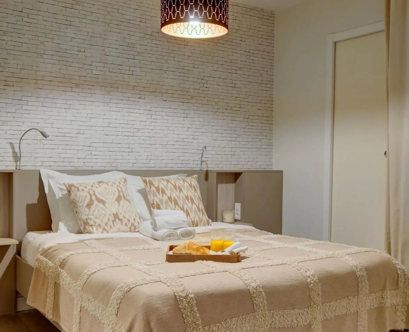 Arc De Triomphe & Theatre Marigny - 3Br - Cityapartmentstay Paris